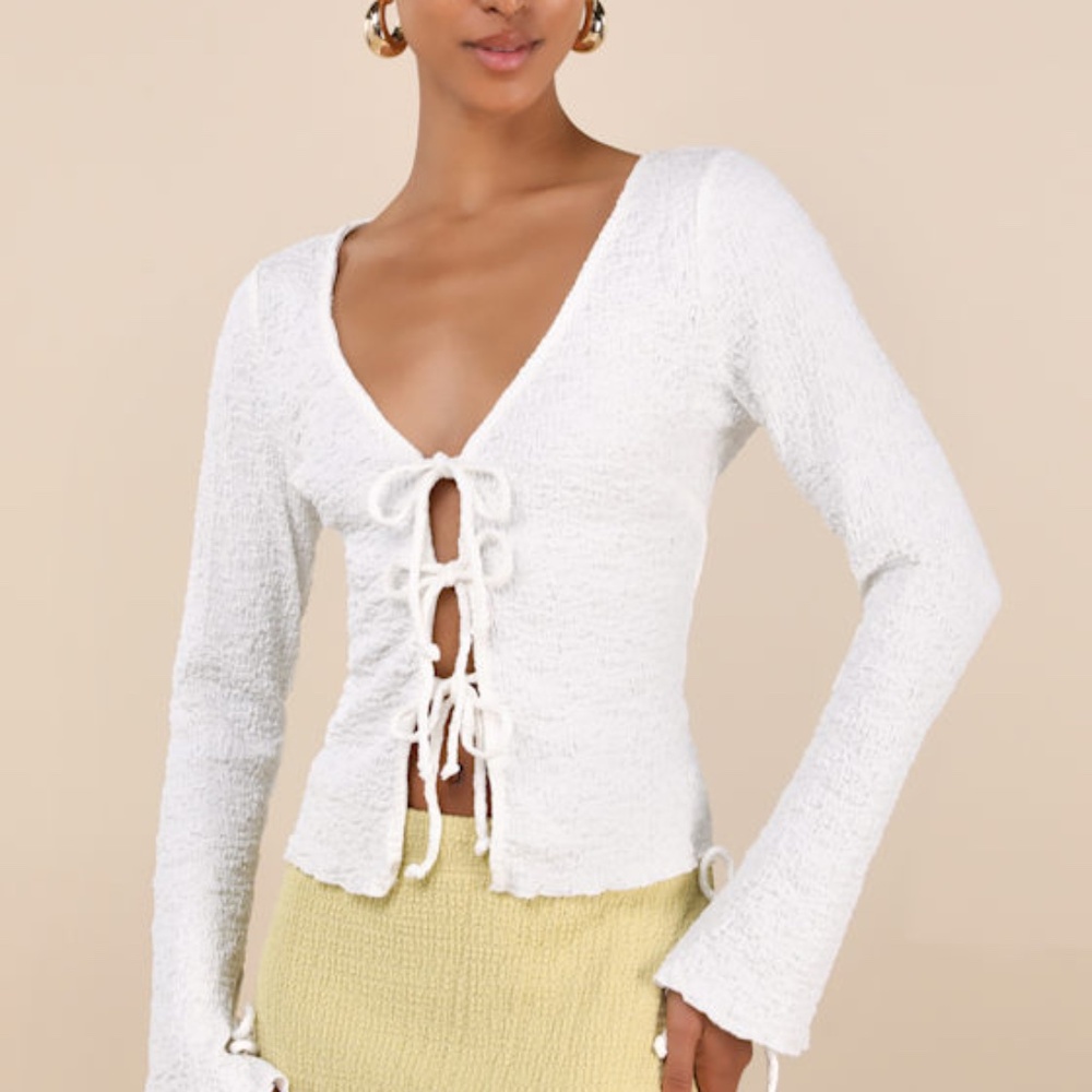 Lulus Calise White Textured Tie-front Long Sleeve Top - Size S
